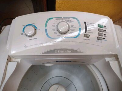 Máquina de Lavar Roupa Electrolux 12kg