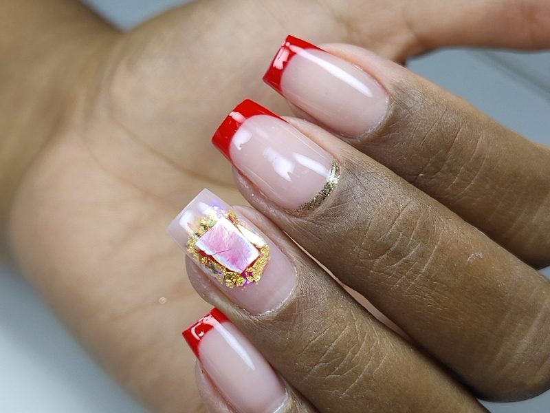Unhas de gel em promoção