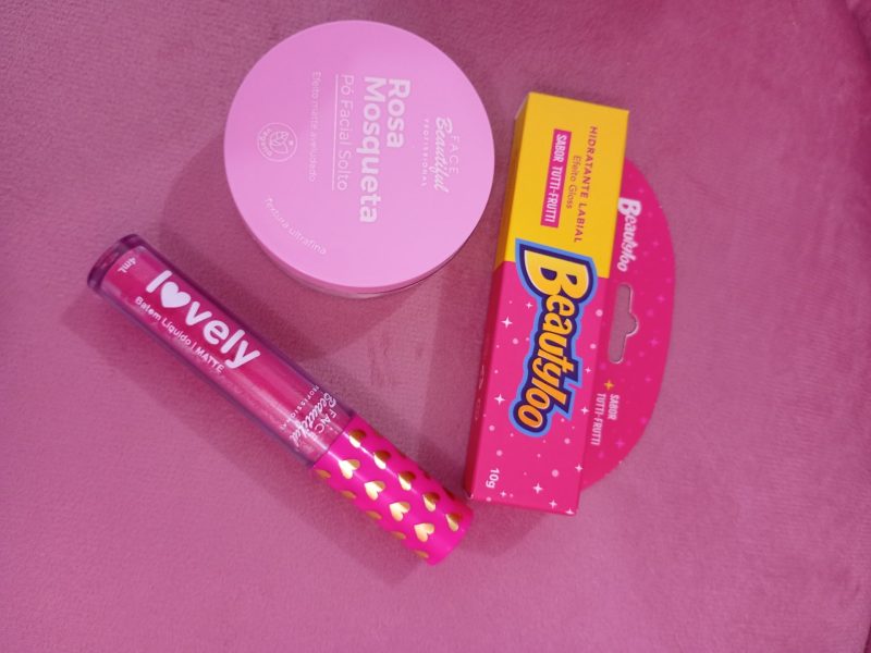Maquiagem e Acessórios ( Nail designer)