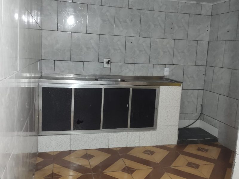 Venda de Terreno com 07 Casas em Belford Roxo
